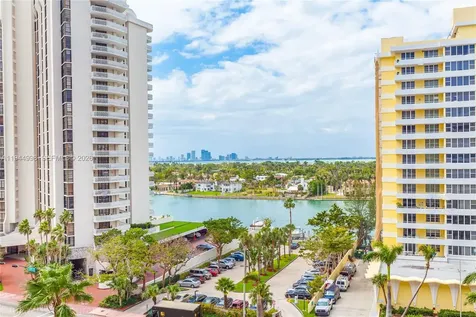 5555 Collins Avenue Miami Beach FL 33140
