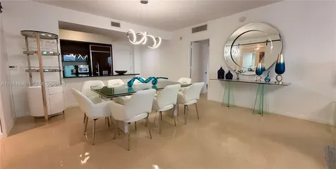 3951 S Ocean Drive Hollywood FL 33019