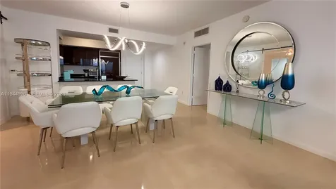 3951 S Ocean Drive Hollywood FL 33019