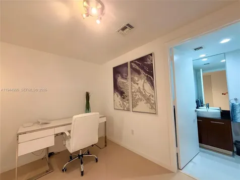 3951 S Ocean Drive Hollywood FL 33019