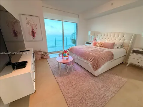 3951 S Ocean Drive Hollywood FL 33019