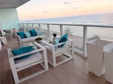 3951 S Ocean Drive Hollywood FL 33019