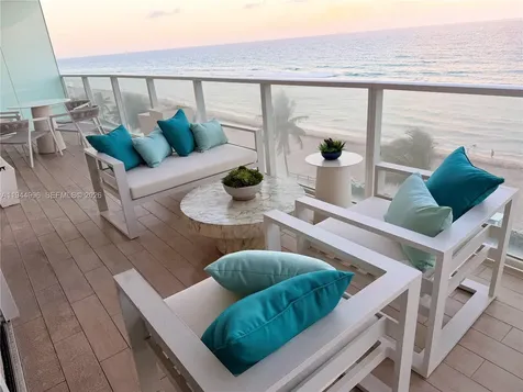 3951 S Ocean Drive Hollywood FL 33019