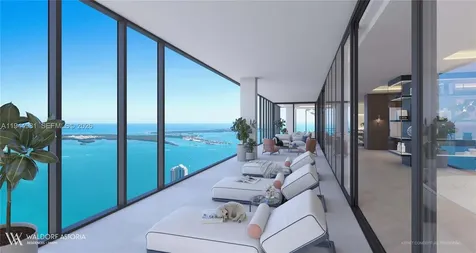 300 N Biscayne Boulevard Miami FL 33132
