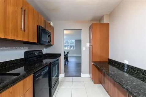 3001 S Ocean Drive Hollywood FL 33019