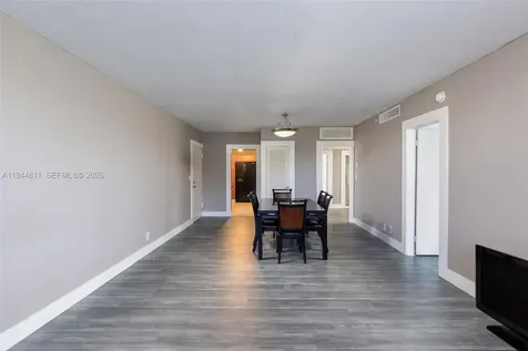 3001 S Ocean Drive Hollywood FL 33019