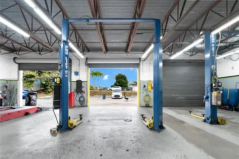 12225 SW 112th Street Miami FL 33186