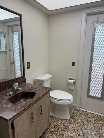 5940 SW 18th Street Plantation FL 33317