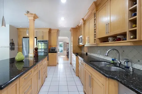 10281 SW 125th Street Miami FL 33176