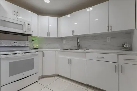11600 NW 50th Terrace Doral FL 33178