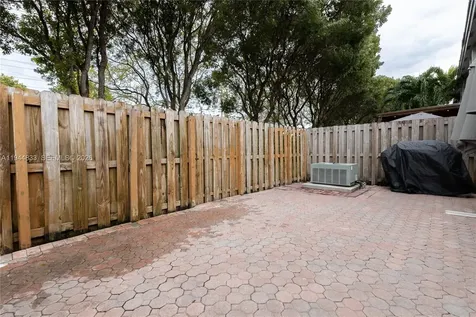 11600 NW 50th Terrace Doral FL 33178