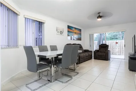 11600 NW 50th Terrace Doral FL 33178