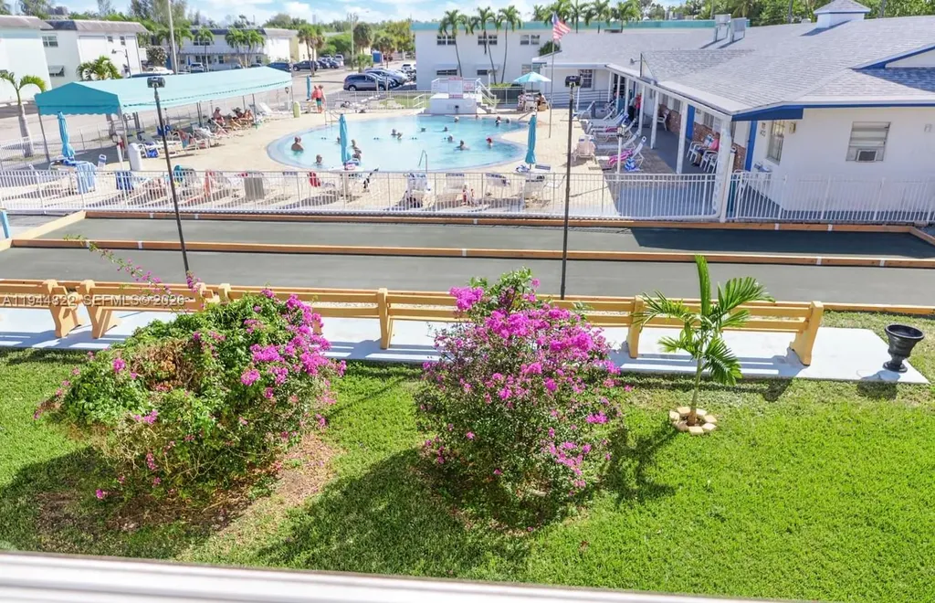 1451 N 12th Court Hollywood FL 33019