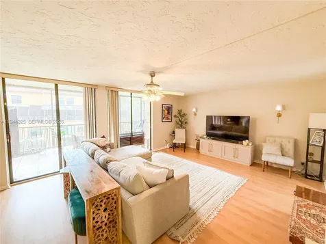 450 Commodore Drive Plantation FL 33325