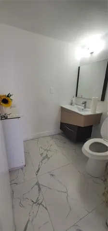 2100 NW 93rd Avenue Doral FL 33172