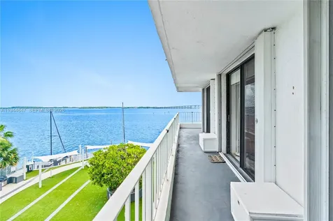 200 SE 15th Road Miami FL 33129
