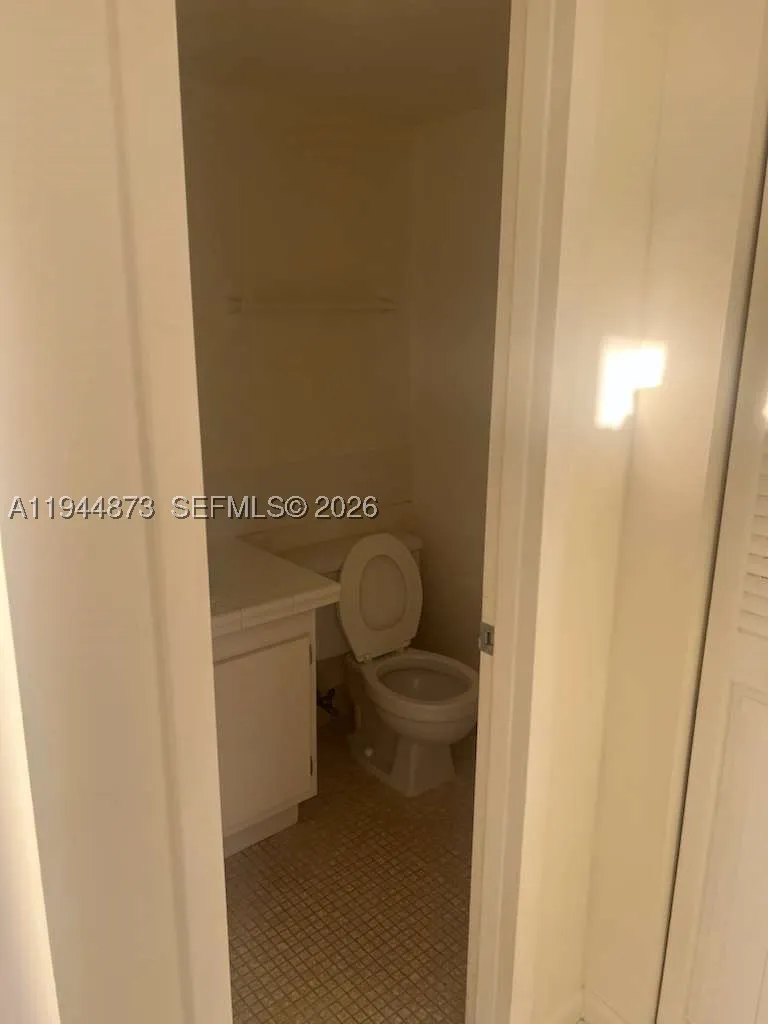 528 Mansfield M Boca Raton FL 33434