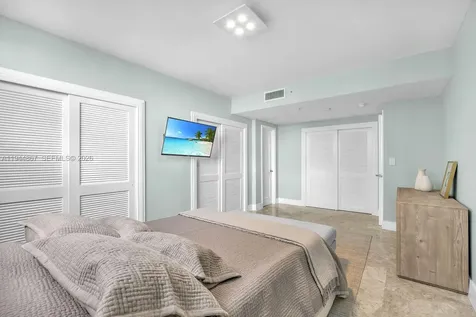 3001 S Ocean Drive Hollywood FL 33019