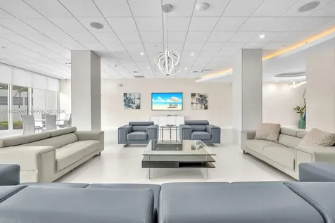 3001 S Ocean Drive Hollywood FL 33019