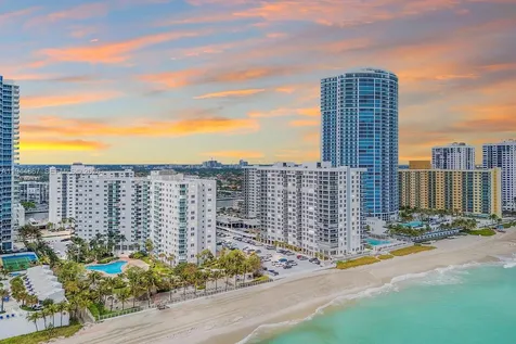 3001 S Ocean Drive Hollywood FL 33019