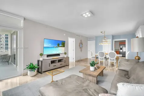 3001 S Ocean Drive Hollywood FL 33019