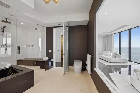 18555 Collins Avenue Sunny Isles Beach FL 33160