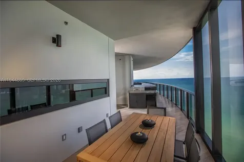 18555 Collins Avenue Sunny Isles Beach FL 33160