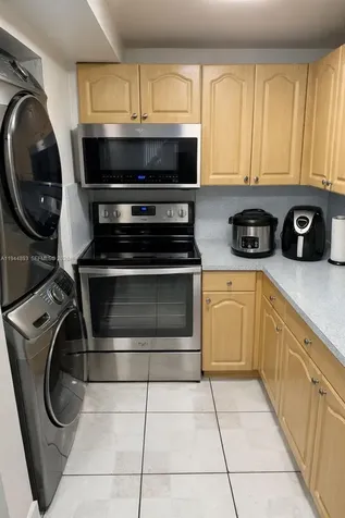 10090 NW 80th Court Hialeah Gardens FL 33016