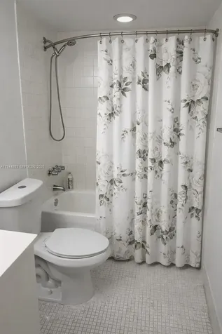 10090 NW 80th Court Hialeah Gardens FL 33016