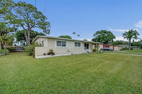 441 NW 33rd Terrace Lauderhill FL 33311