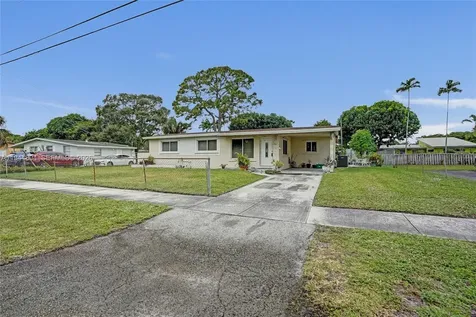 441 NW 33rd Terrace Lauderhill FL 33311