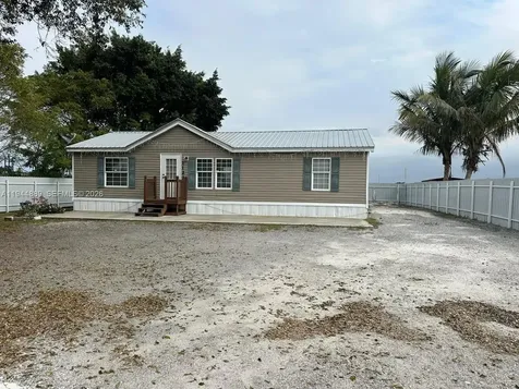 1122 Johnson Road Clewiston FL 33440