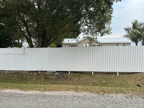 1122 Johnson Road Clewiston FL 33440