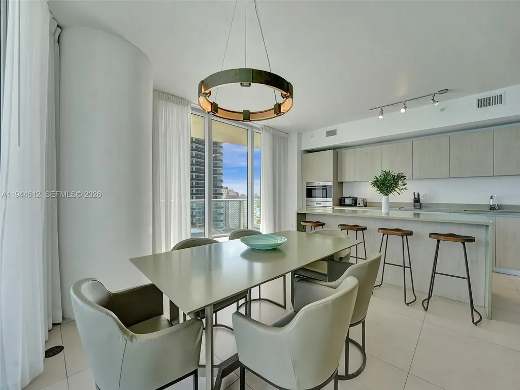4111 S Ocean Drive Hollywood FL 33019