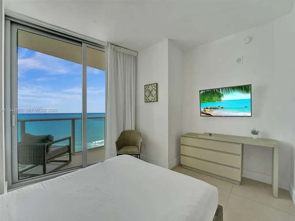 4111 S Ocean Drive Hollywood FL 33019