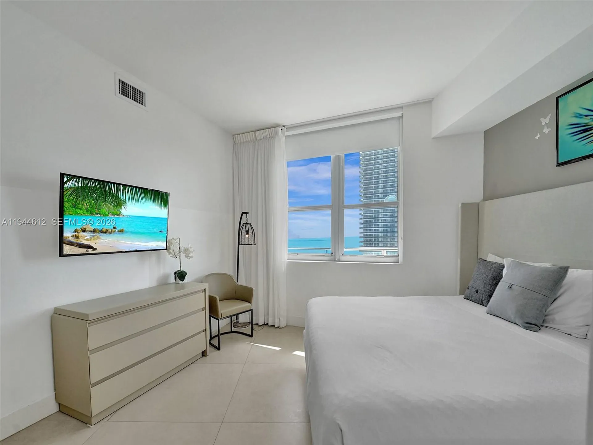 4111 S Ocean Drive Hollywood FL 33019