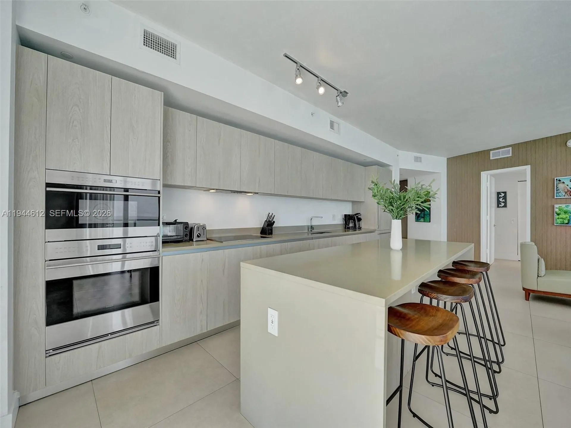 4111 S Ocean Drive Hollywood FL 33019