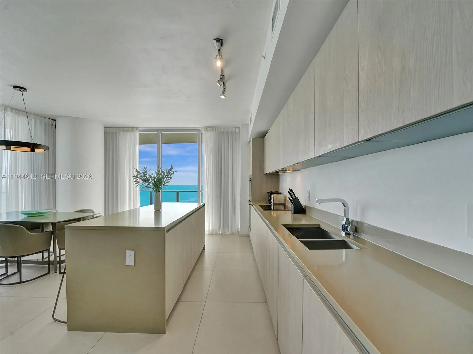 4111 S Ocean Drive Hollywood FL 33019