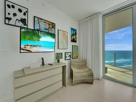 4111 S Ocean Drive Hollywood FL 33019