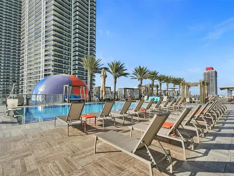 4111 S Ocean Drive Hollywood FL 33019