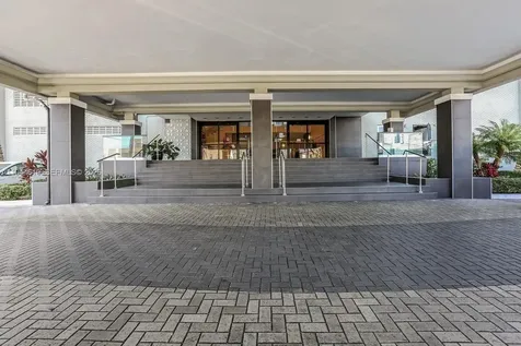 6770 Indian Creek Drive Miami Beach FL 33141