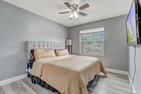 6089 Savannah Way Lake Worth FL 33463