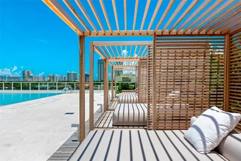 4701 N Meridian Avenue Miami Beach FL 33140