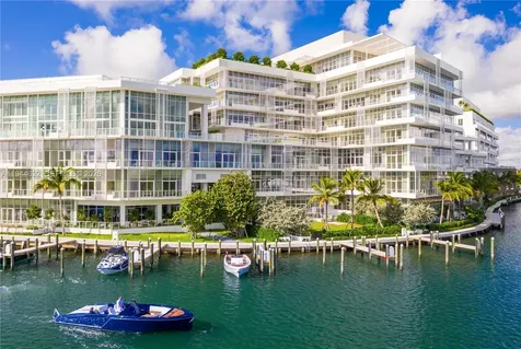 4701 N Meridian Avenue Miami Beach FL 33140