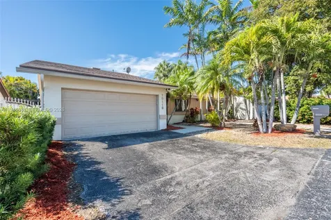 10116 SW 144th Place Miami FL 33186