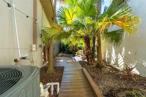 10116 SW 144th Place Miami FL 33186