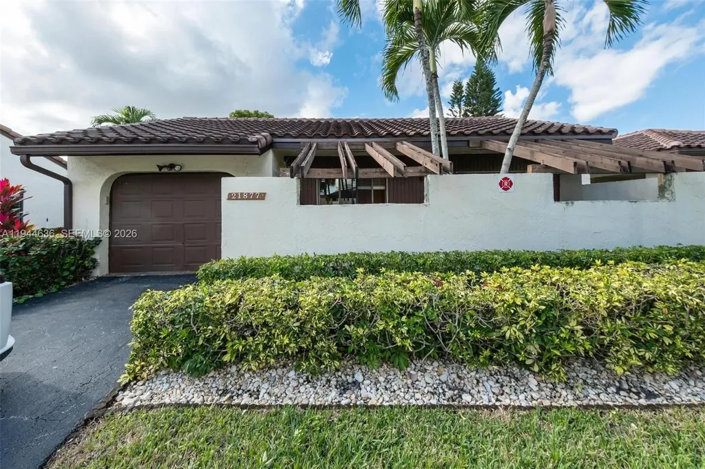 21877 Arriba Real Boca Raton FL 33433