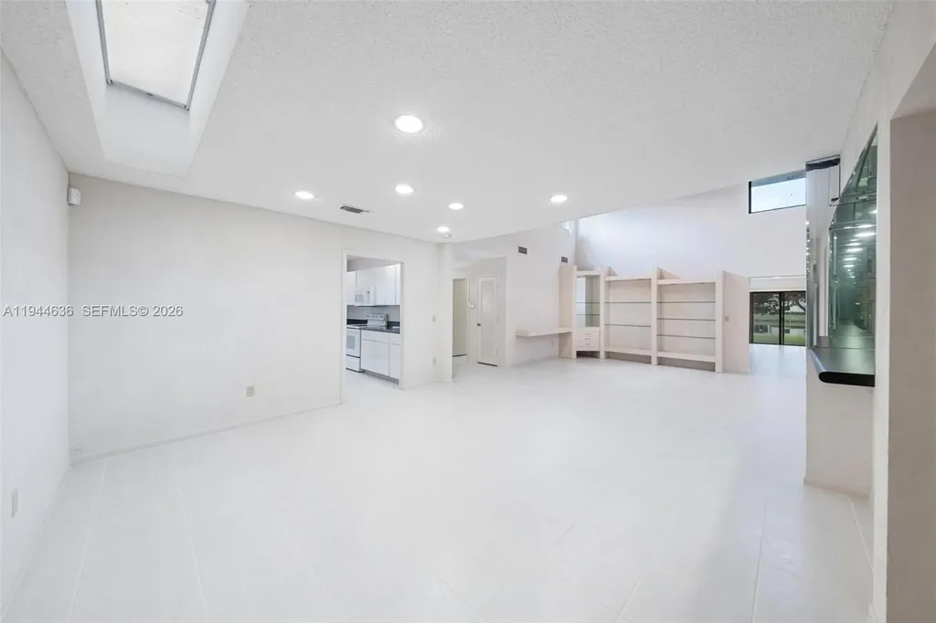 21877 Arriba Real Boca Raton FL 33433