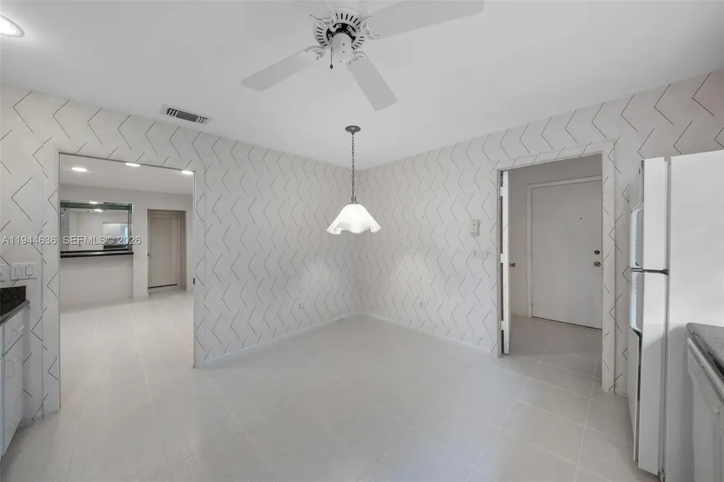 21877 Arriba Real Boca Raton FL 33433