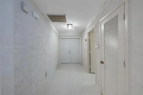21877 Arriba Real Boca Raton FL 33433